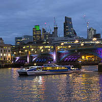 Buy canvas prints of Thames London Twylight  by Rob Hawkins