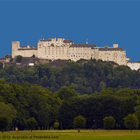 Buy canvas prints of Hohensalzburg Fortress by les tobin