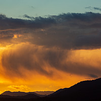 Buy canvas prints of Western Sunset by Ian Middleton