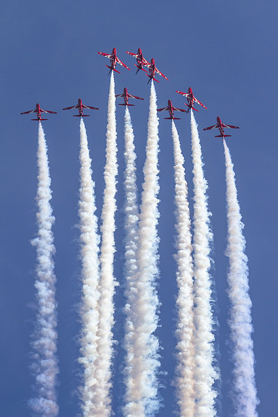 Red Arrows 5 4 spilt Picture Board by Oxon Images