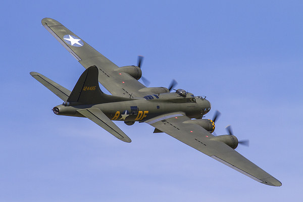 B17 Memphis Belle Picture Board by Oxon Images