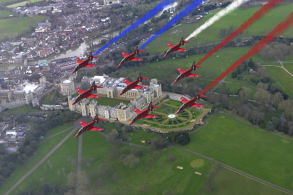 Red Arrows over Windsor Castle  Picture Board by Oxon Images