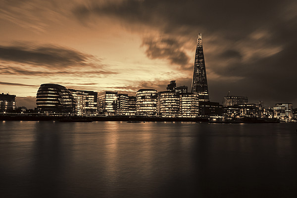  London skyline and Shard  Picture Board by Oxon Images