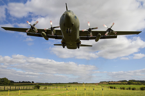  K series C130 Hercules Landing Picture Board by Oxon Images