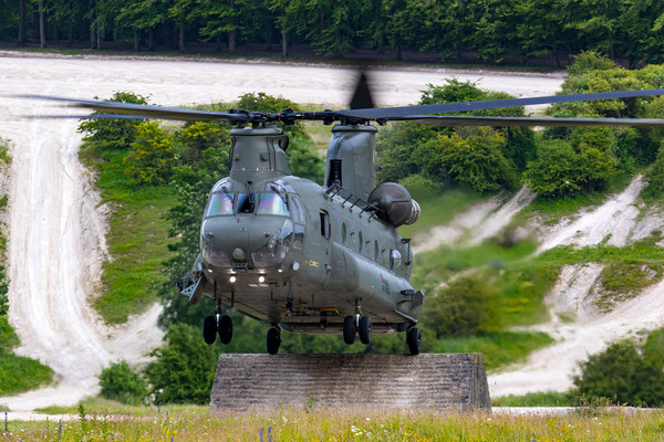 Chinook Helicopter Picture Board by Oxon Images