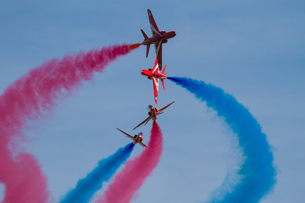 Red  Arrows break a different perspective Picture Board by Oxon Images