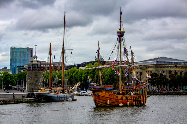 Ships in Bristol Harbour Picture Board by Oxon Images