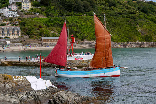 Looe Lugger IRIS Passing Banjo Pier Picture Board by Oxon Images