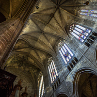 Buy canvas prints of  Narbonne Cathedral by David Hare
