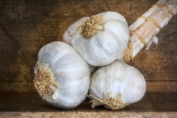  Garlic Bulbs Picture Board by David Hare