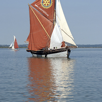 Buy canvas prints of  Thames Barge Cambria by Howard Corlett