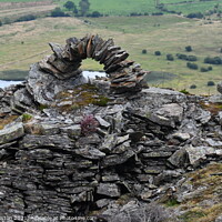 Buy canvas prints of Stone Wall Circle  by Paul Leviston