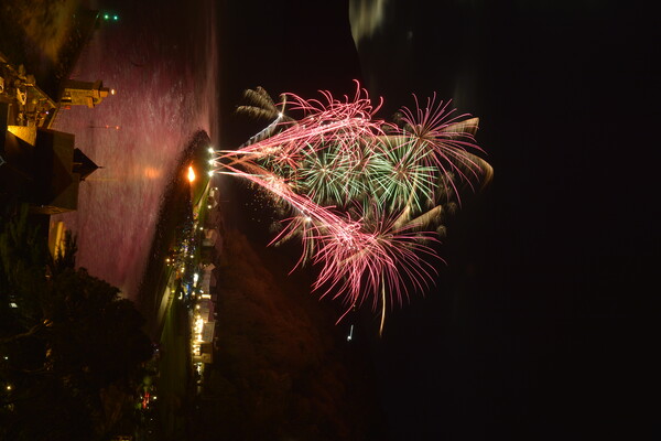 A Dazzling Firework Symphony over Lynmouth  Picture Board by graham young