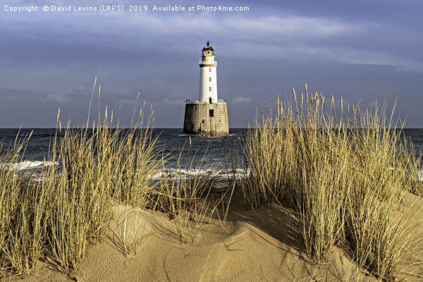 Rattray Lighthouse Picture Board by David Lewins (LRPS)