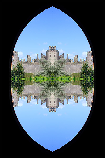 Castle Picture Board by Ian Jeffrey