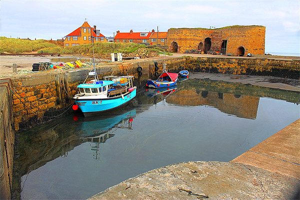 Beadnell Harbour Picture Board by Ian Jeffrey