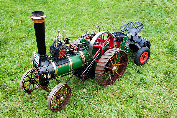 Miniature Traction Engine Picture Board by Ian Jeffrey