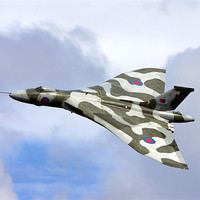 Buy canvas prints of Avro vulcan bomber xh558 at Abingdon air show. by Tony Bates