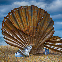 Buy canvas prints of Aldeburgh Scallop Shell by Chris Thaxter