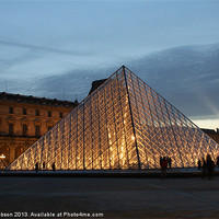 Buy canvas prints of The Louvre Pryamid by Mark Hobson