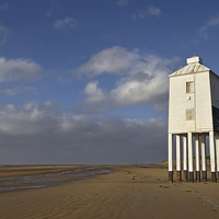 Buy canvas prints of  Lighthouse at Burnham on Sea by Pete Hemington