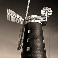Buy canvas prints of Pakenham Windmill by Darren Burroughs