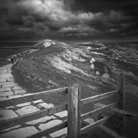Buy canvas prints of The Great Ridge, Derbyshire by Darren Burroughs