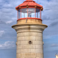 Buy canvas prints of Ramsgate Harbour Lighthouse by Doug McRae