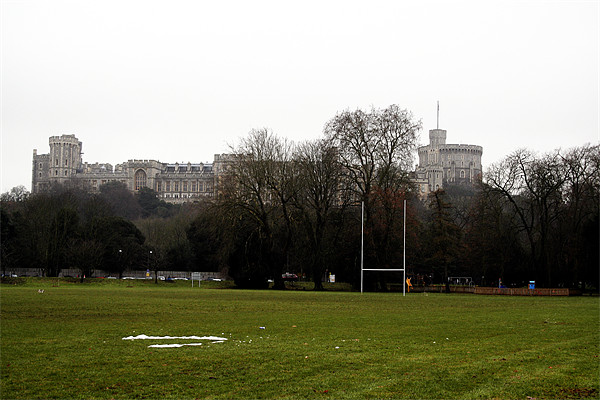 Windsor castle on a misty day Picture Board by Doug McRae