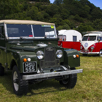 Buy canvas prints of Land Rover VW by Colin irwin