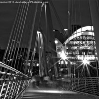 Buy canvas prints of Hungerford Bridge London, by Dawn O'Connor