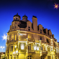 Buy canvas prints of  Shore View Hotel Eastbourne Sussex by Dawn O'Connor