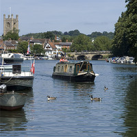 Buy canvas prints of Henley on Thames Oxfordshire by Jim Hellier