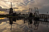 Click to show how this picture will look as a piece of wall art