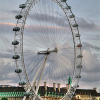 Buy canvas prints of London Eye by Libby Hall