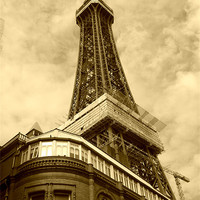 Buy canvas prints of Blackpool Tower by Daniel Gray