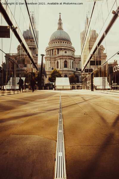 St Pauls Cathedral Picture Board by Dan Davidson