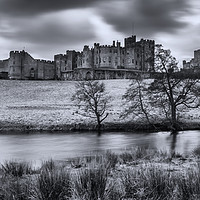 Buy canvas prints of Alnwick Castle by David Pringle