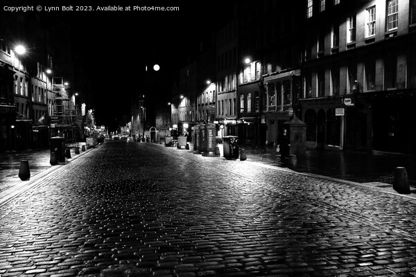 Streets of Edinburgh at Night Picture Board by Lynn Bolt