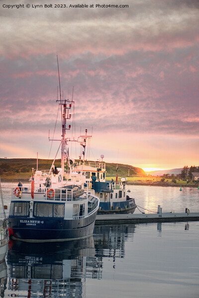Oban Sunset Picture Board by Lynn Bolt