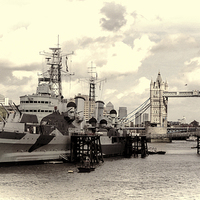 Buy canvas prints of  HMS Belfast by Lynn Bolt