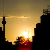 Buy canvas prints of Berlin silhouette by Nathan Wright