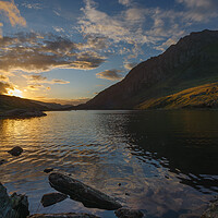 Buy canvas prints of Tryfan at sunrise by Rory Trappe