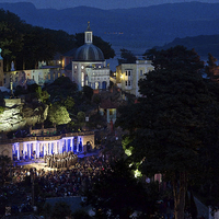 Buy canvas prints of  Cor y Brythoniaid at Portmeirion - Water colour  by Rory Trappe
