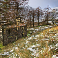 Buy canvas prints of  Plas Cwmorthin by Rory Trappe