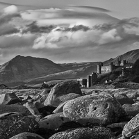 Buy canvas prints of  Harlech castle by Rory Trappe