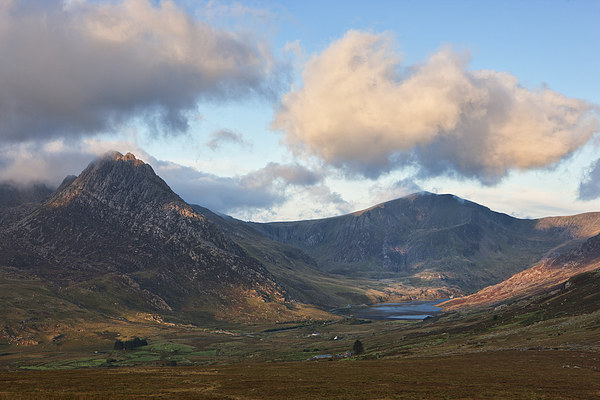  Tryfan Picture Board by Rory Trappe