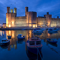 Buy canvas prints of Caernarfon castle by Rory Trappe