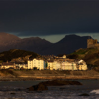 Buy canvas prints of Criccieth January 2011 by Rory Trappe