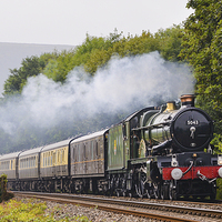 Buy canvas prints of  GWR Castle Class  5043 Earl of Mount Edgcumbe by Steve Liptrot
